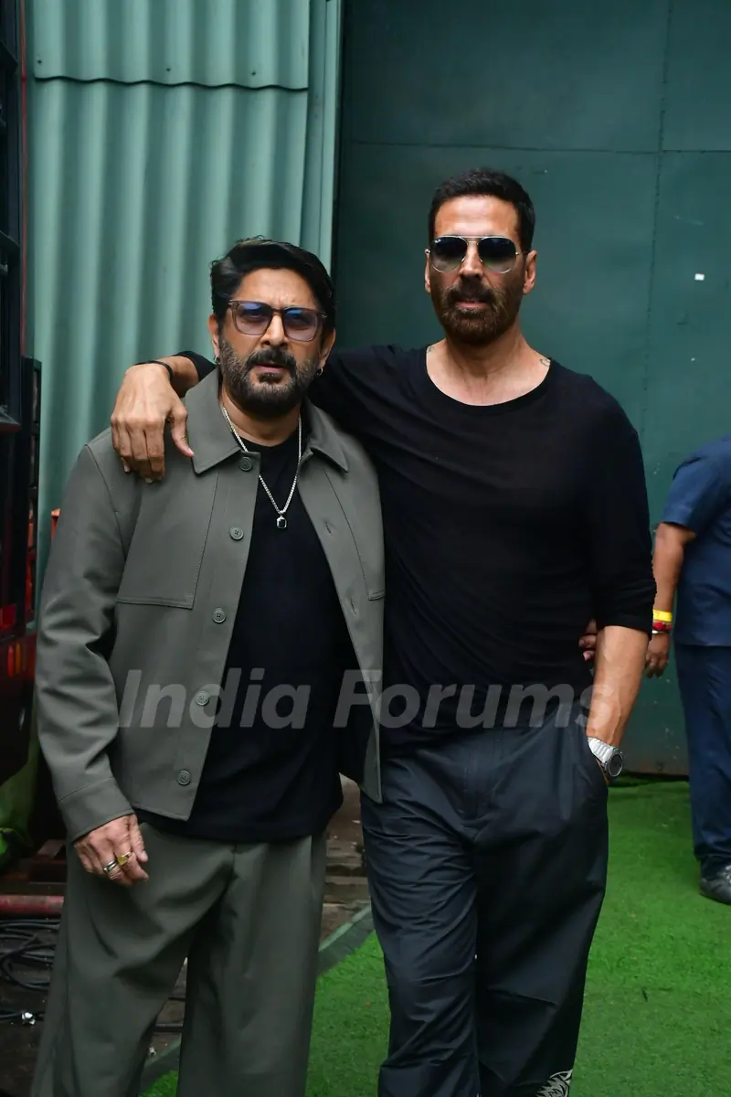 Akshay Kumar and Arshad Warsi snapped promoting Jolly LLB 3