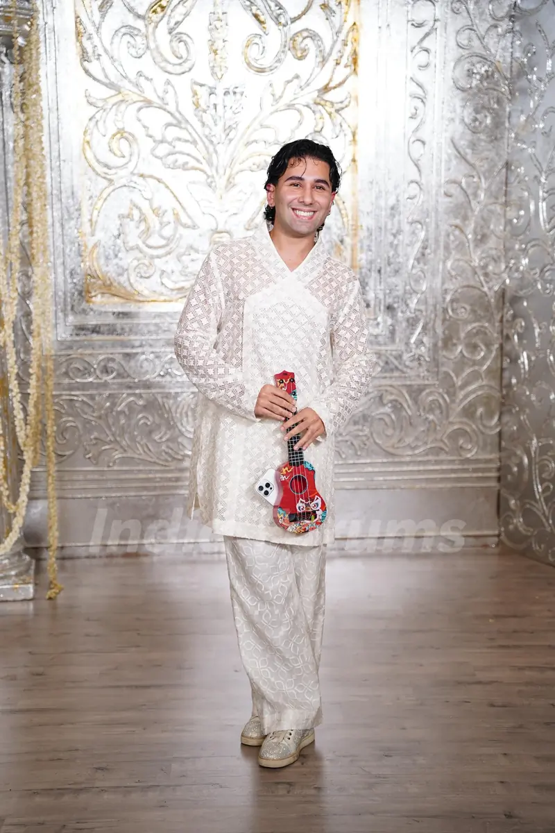 Orry attends Manish Malhotra’s Diwali party