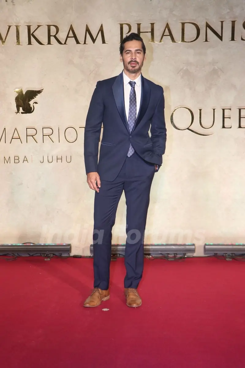 Dino Morea attend Vikram Phadnis’ 35 Years anniversary celebration