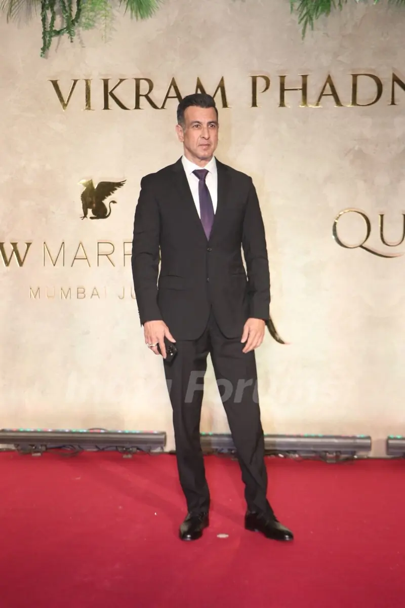 Ronit Roy attend Vikram Phadnis’ 35 Years anniversary celebration