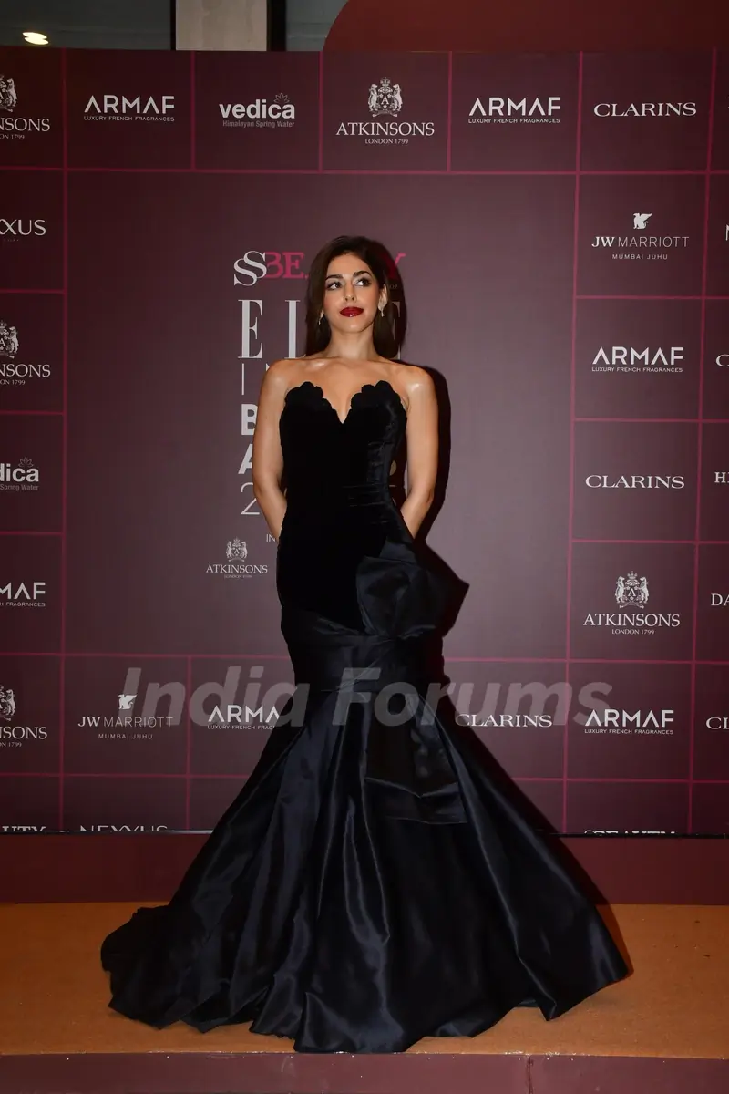 Alaya Furniturewalla grace the ELLE Beauty Awards 2025