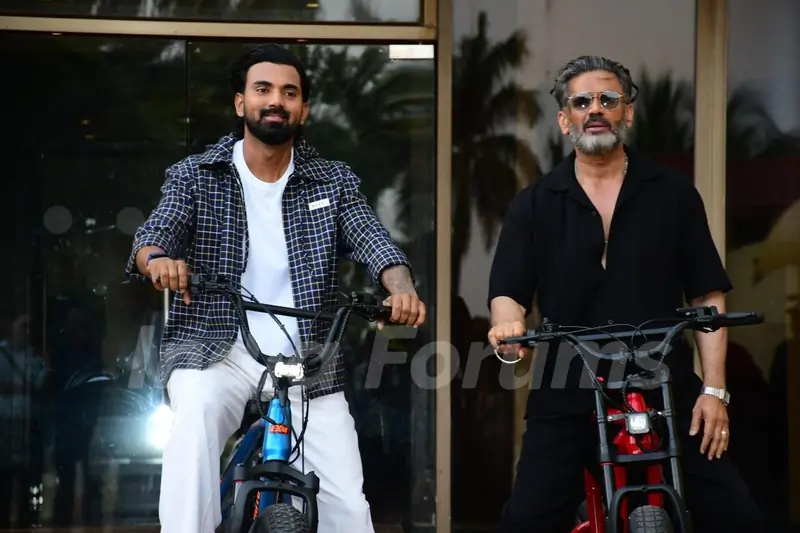 Suniel Shetty and KL Rahul spotted for a press conference
