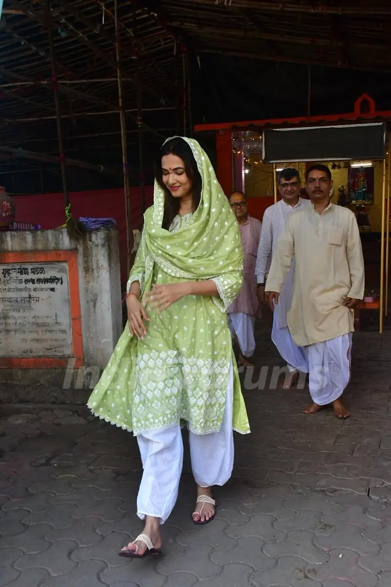 Sonal Chauhan snapped in andheri