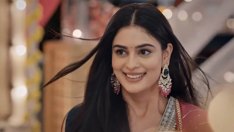 Angad daydreams about Vrinda