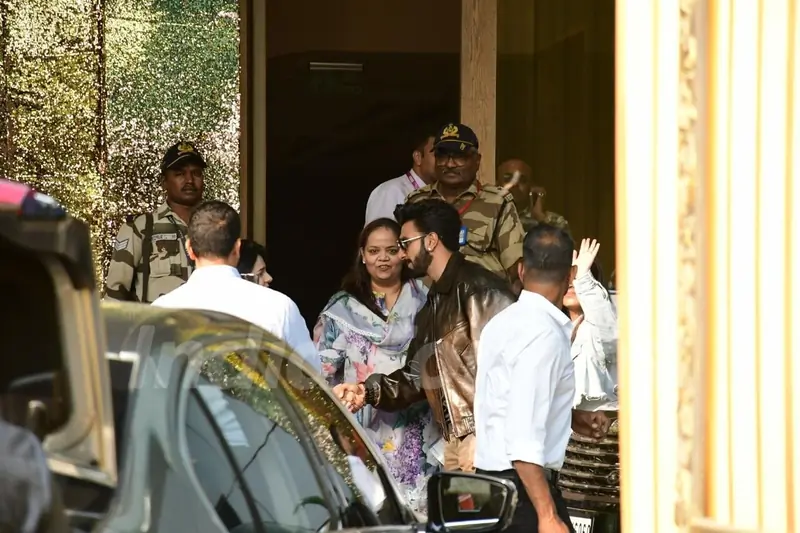 Ranveer Singh spotted at Kalina airport