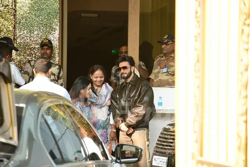 Ranveer Singh spotted at Kalina airport