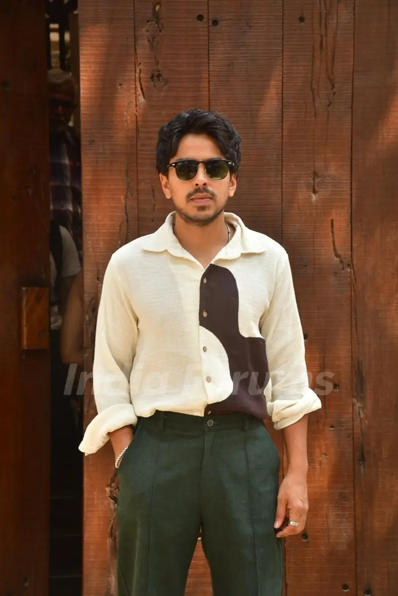 Adarsh Gourav snapped promoting Tu Yaa Main