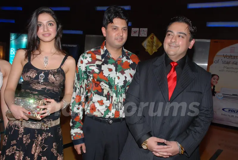 Adnan Sami''s new album Ek Din was launched by T-series in Mumbai on April 12 Lyrics writer Sameer and former actress Divya Kumar were present at the launch
