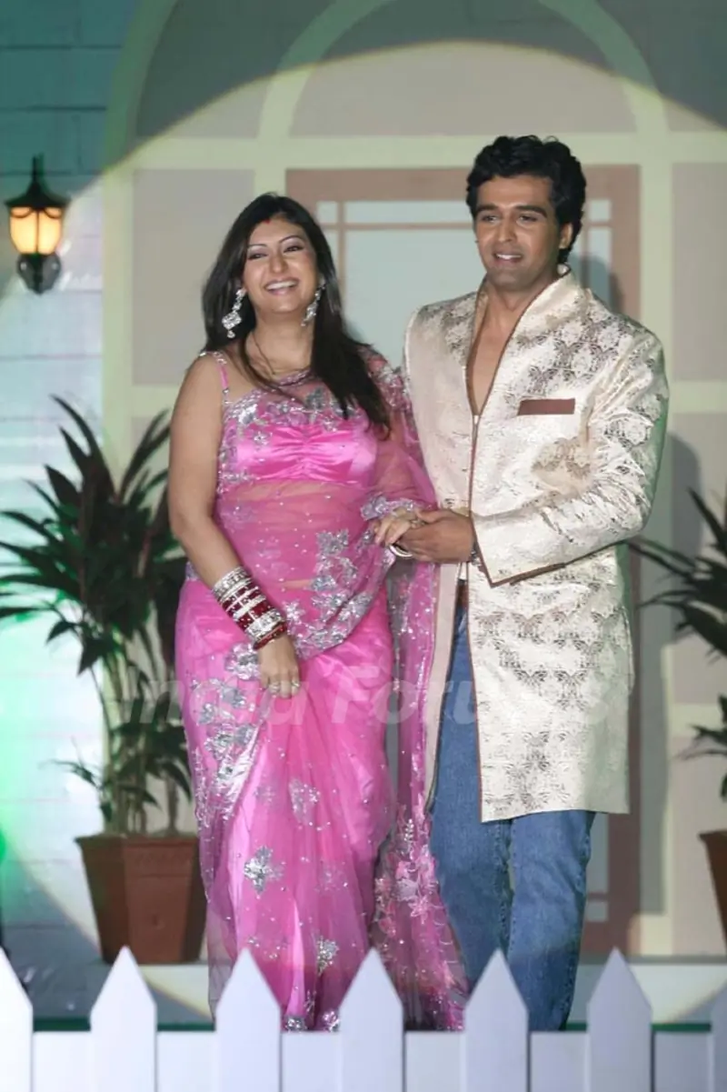 Juhi Parmar and Sachin Shroff at the launch of "Pati, Patni Aur Woh"