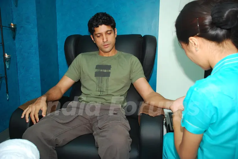Farhan Akhtar at "Oro spa launch"