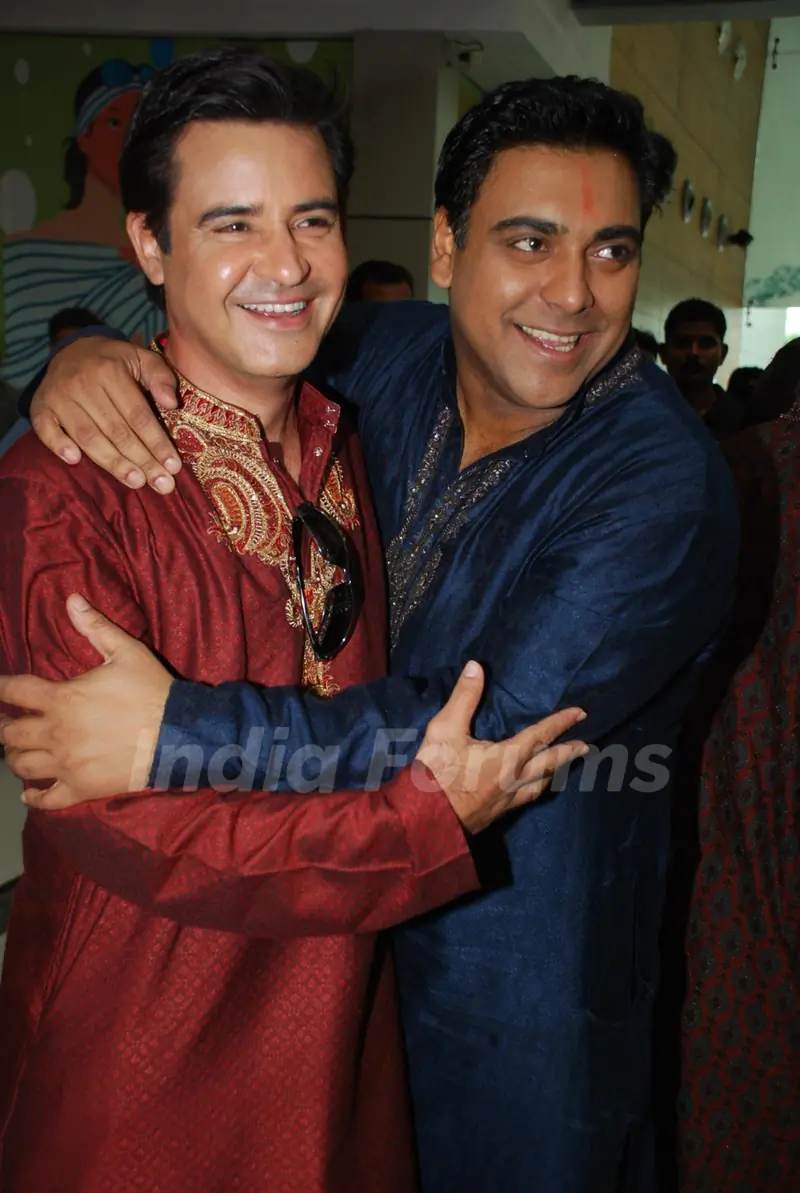 Basera Team Celebrate Ganesh Festival at Oberoi Mall, in Mumbai
