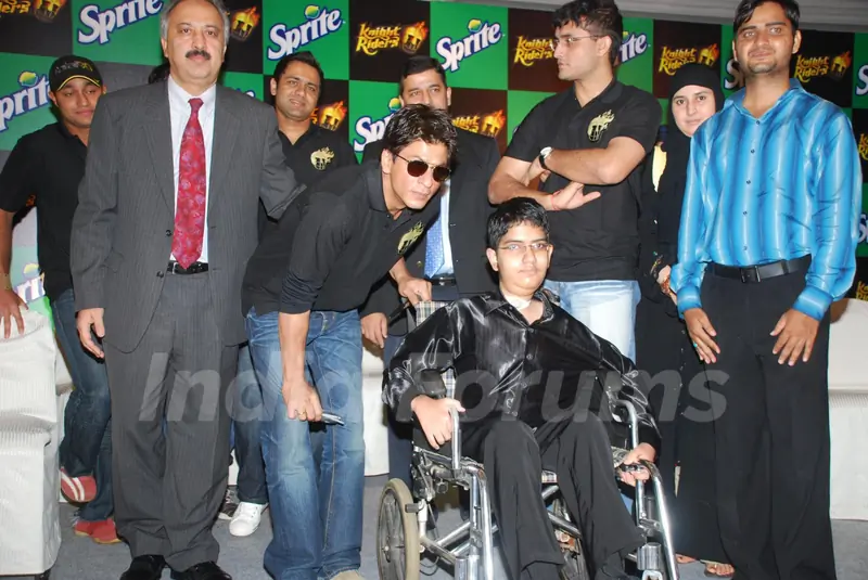 Saurav Ganguly and SRK at Kolkatta Riders Winners Meet