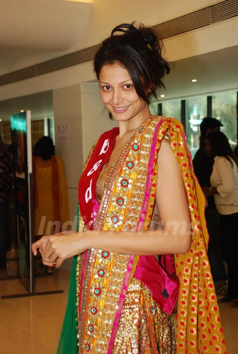Guest at Bharat Dorris Bridal make up event at Rajiv Gandhi Institute at Andheri in Mumbai