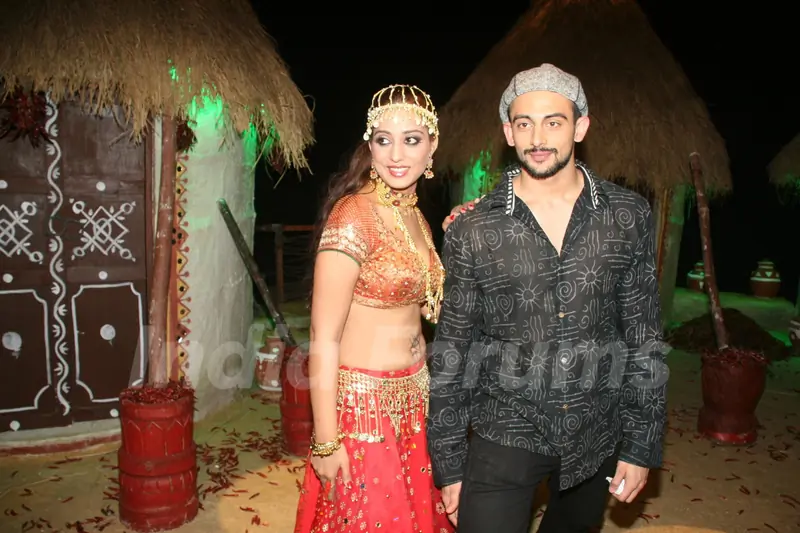 Big Pictures on location with Mahie Gill and Shahana Goswami