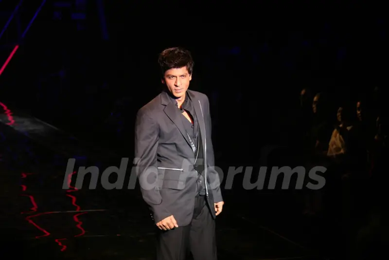 Shah Rukh Khan walks on the ramp for the Karan Johar show