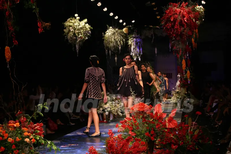 Models on the ramp for designer Tarun Tahliani in Wills Lifestyle India Fashion Week in New Delhi on Saturday 24 Oct 2008