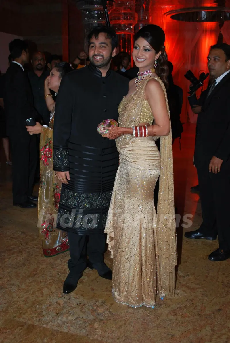 Shilpa Shetty & Raj Kundra at their wedding reception