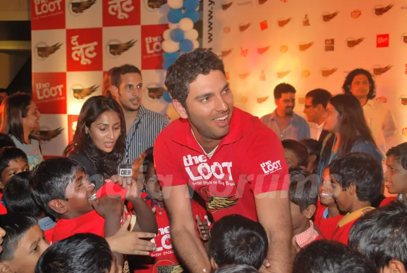 Cricketer Yuvraj Singh meet Make-a-Wish Children at Cuffe Parade, Mumbai