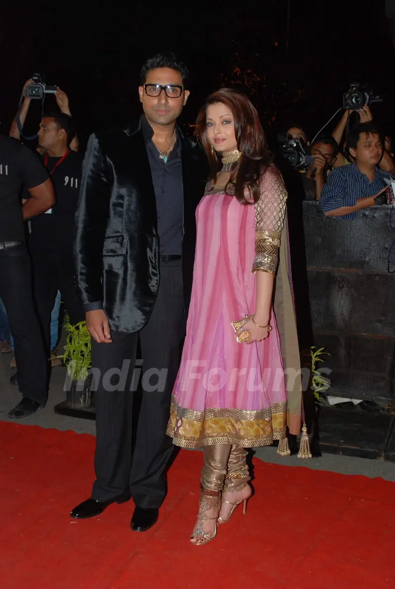 Celebrity couple Aishwarya Rai and Abhishek Bachchan attending event &quot;A Tribute to Kaifi Azmi Mijwan&quot; in Mumbai