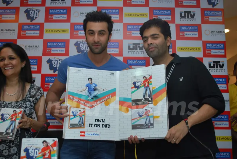 Ranbir Kapoor and Karan Johar at Wake Up Sid DVD launch