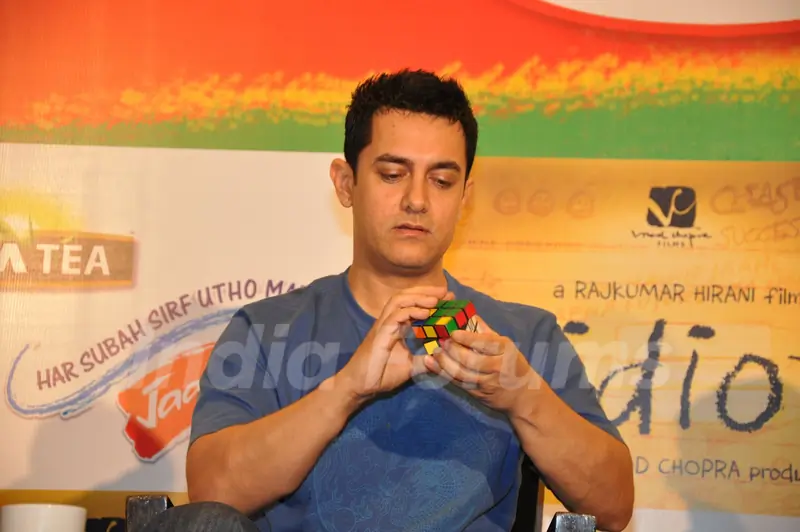 Aamir Khan meet Tata Tea-3 Idiots contest winners