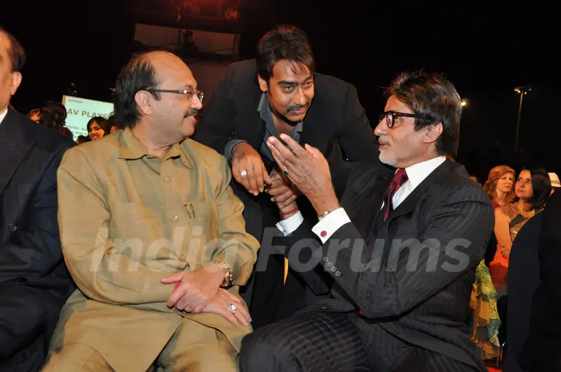 Amar Singh, Ajay Devgan and Amitabh Bachchan at Stardust Awards 2010 in Mumbai