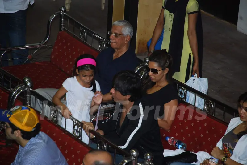 SRK with kids Aryan and Suhana at Maharastra State open Taekwondo competition at Nariman Point
