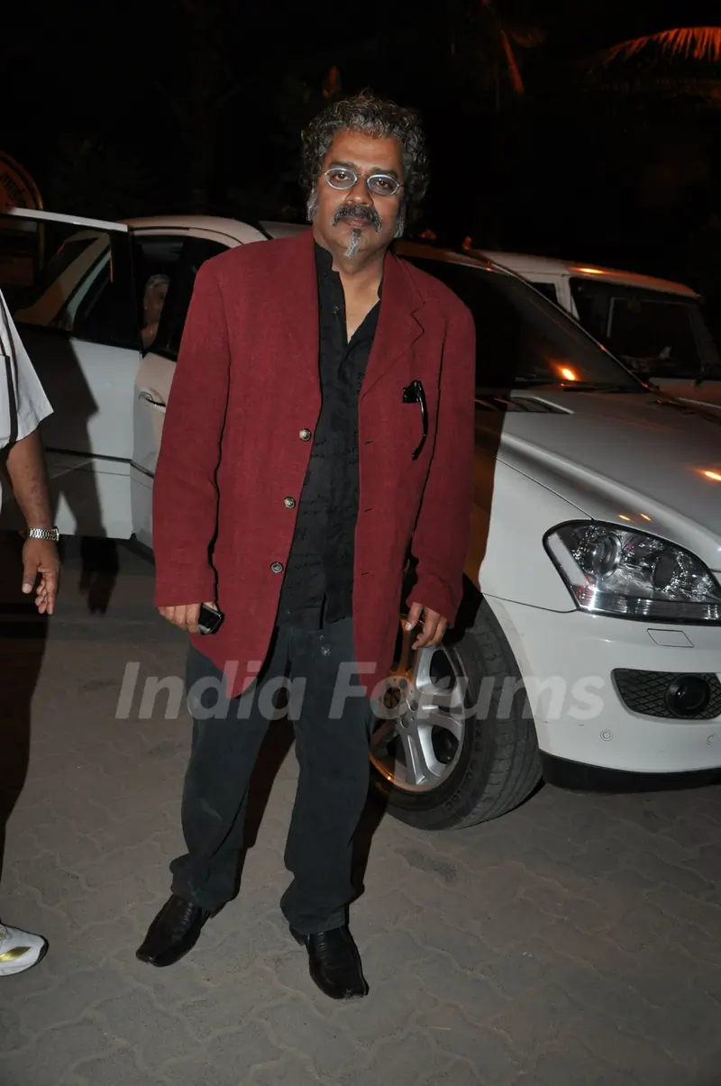 Big B at Aman Ki asha poetry reading