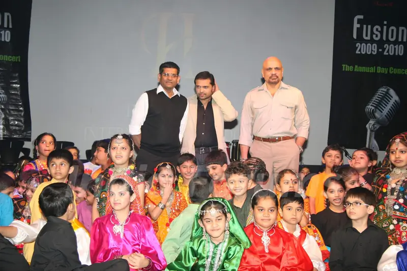 Himesh at Hill Spring International''s dance fusion 2010 event