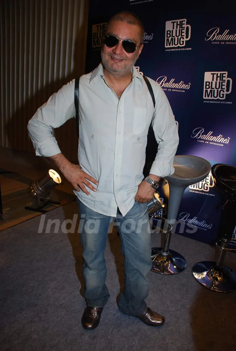Vinay Pathak at The Blue Mug play press meet