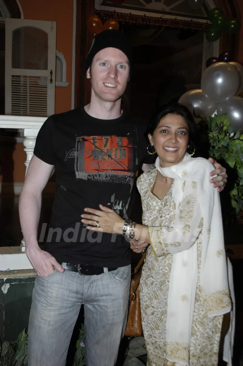 Baa Bahu Aur Baby completion party bash at Goregaon