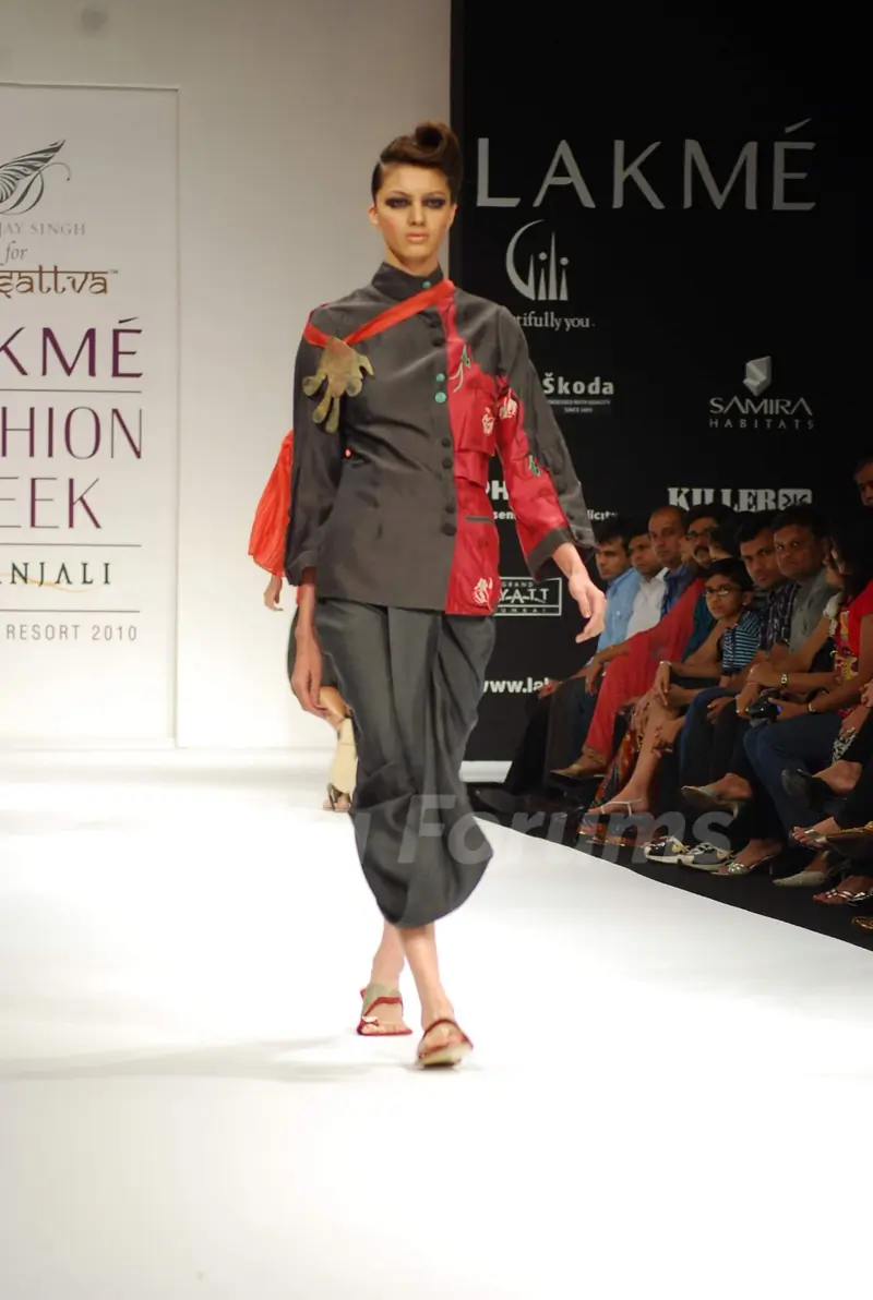 Model walks on the ramp for designer Digvijay Singh at Lakme Fashion Week 2010