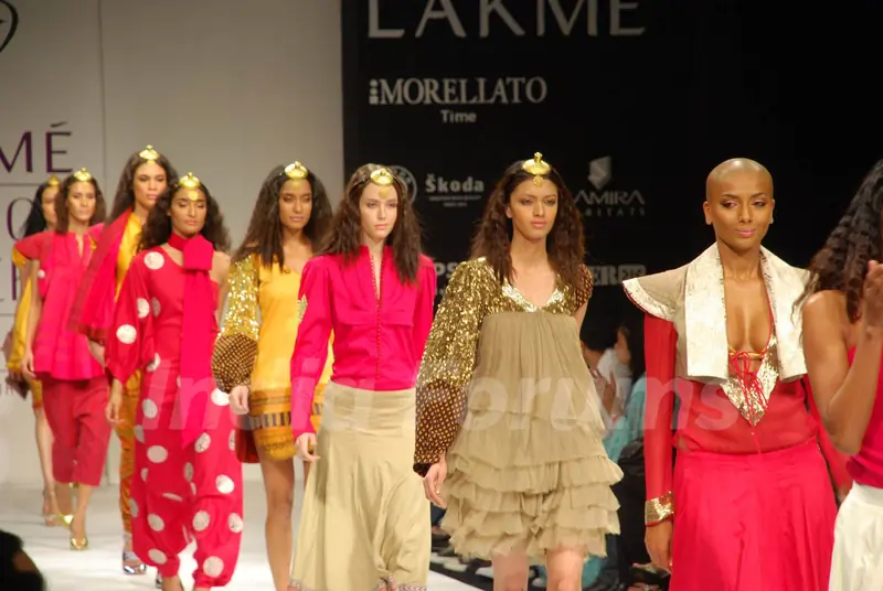 Model walks on the ramp for designer Vijay Balhara at Lakme Fashion Week 2010