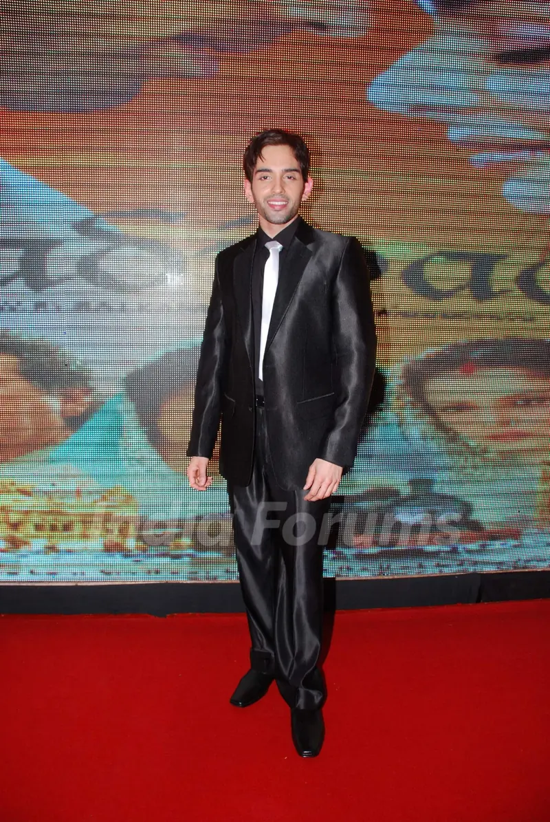 Shatrughan Sinha''s son Luv launches with movie Sadiyan at The Club