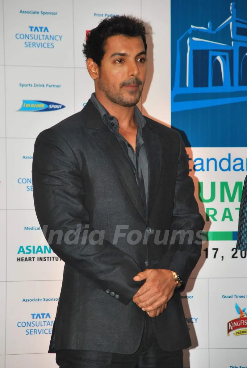 John Abraham at the standard Chartered Marathon press meet at Trident