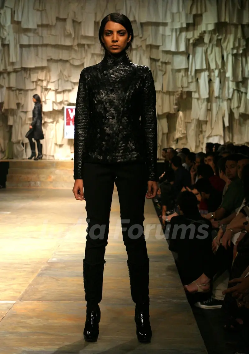Model showcasing designer Rajesh Pratap Singh''s creation during the Grand Finale of Wills Lifestyle India Fashion Week-2010, in New Delhi