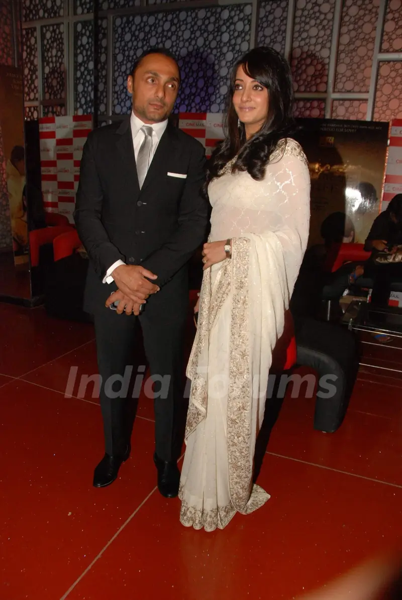 Bollywood actors Rahul Bose and Raima Sen at the premiere of "The Japanese Wife" in Mumbai
