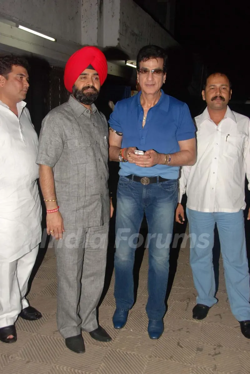 Baisakhi bash hosted by Charan Singh Sapra at Bandra
