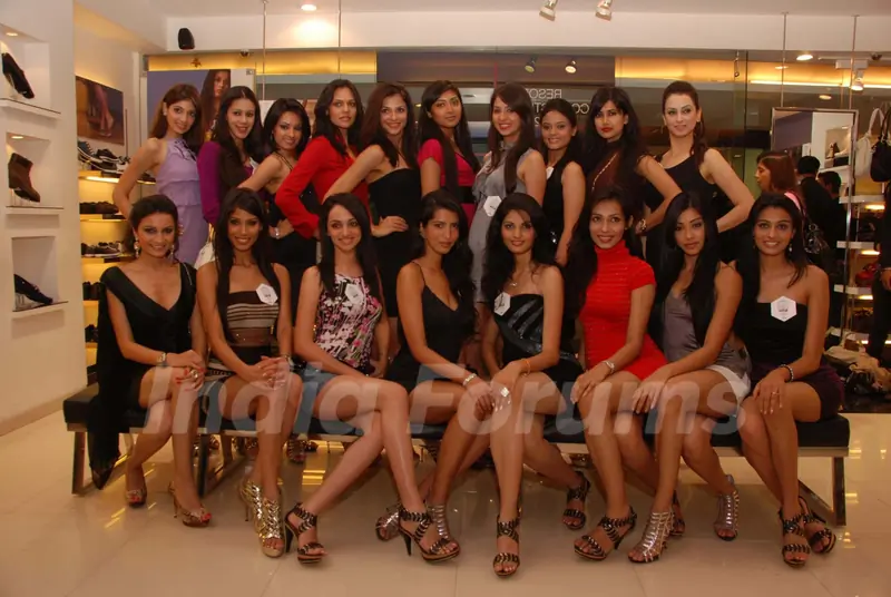 Miss India''s Tressmode Event at Tressmode, Phoneix Mills