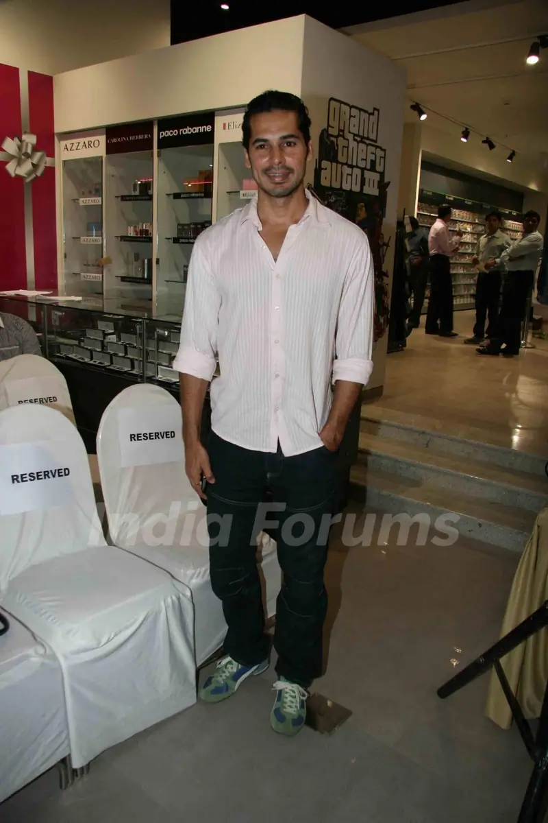 Bollywood actor Dino Morea at Landmark Store Launch