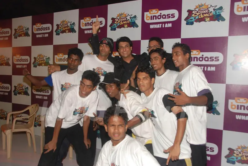 Shiamak Davar at UTV Bindass Dance Reality Show on street dancing at Mehboob Studios
