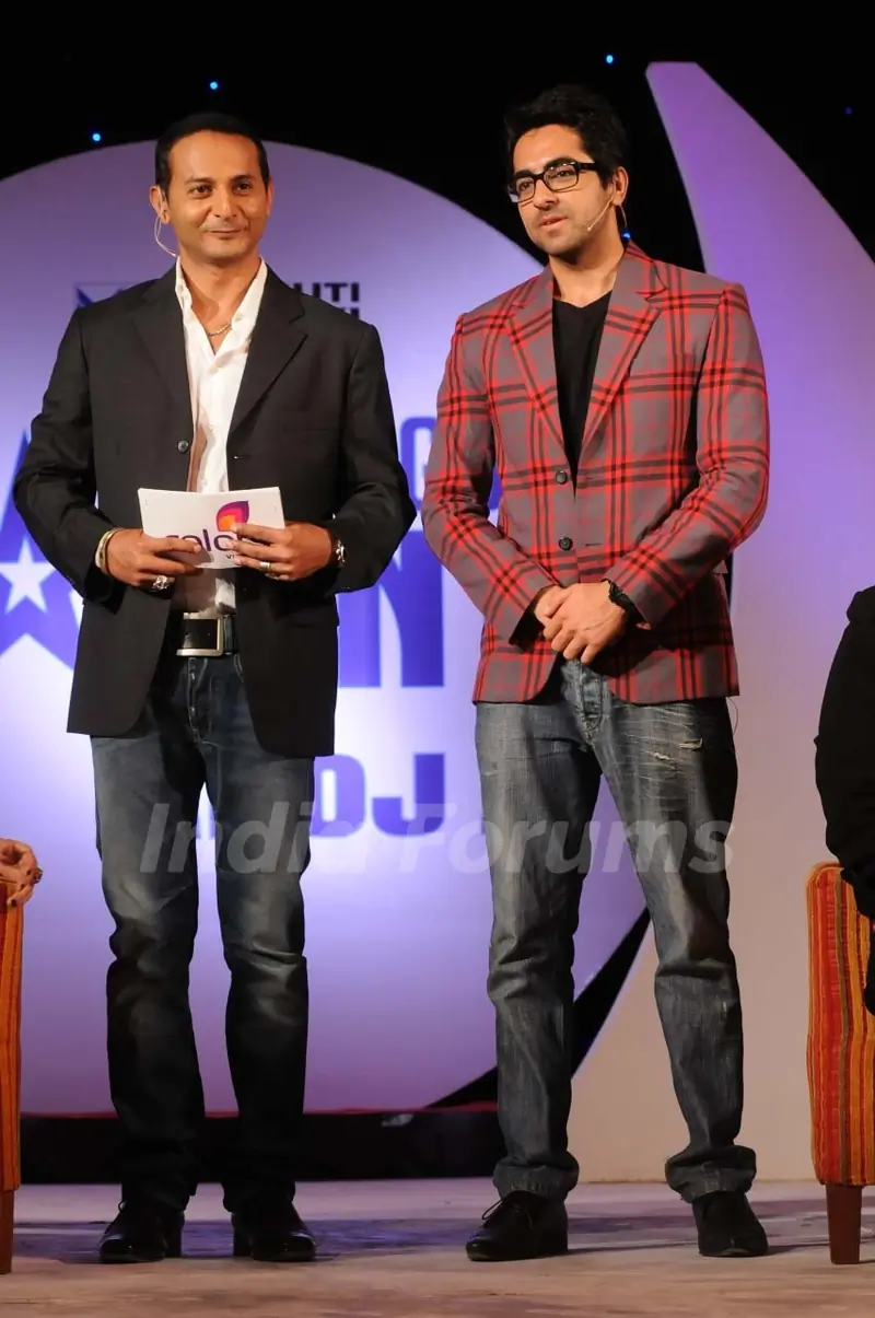 Nikhil and Ayushman at India''s Got Talent returns to COLORS