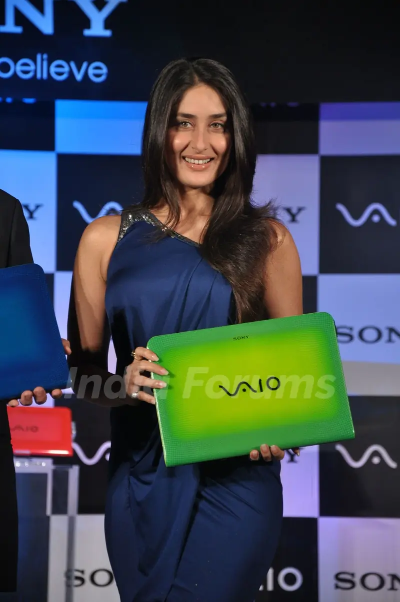 Kareena at Sony Vaio press meet