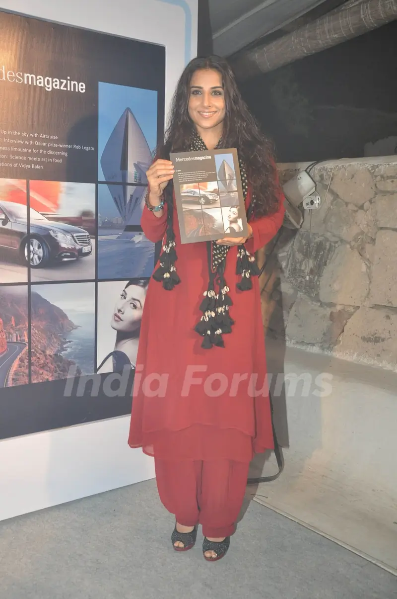 Vidya Balan mercedes launch bash at Olive Mahalaxmi