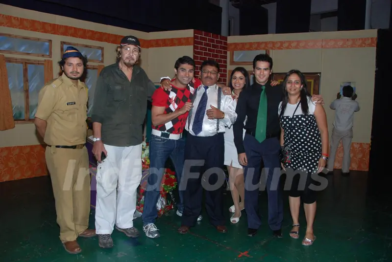 TV stars at Loot play premiere Rangsharda