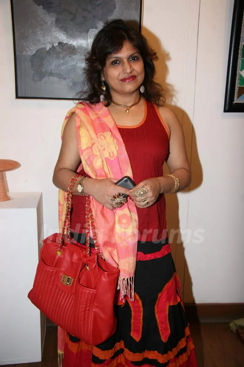 Artists at 11th Annual Exhibition at Artsists Centre