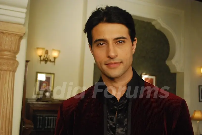 Apoorva as Anmol in tv show Bidaai