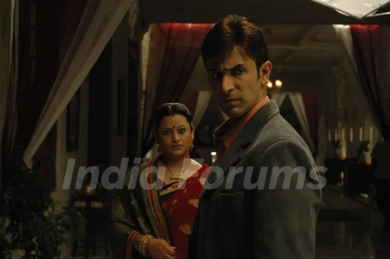 Still scene from Rakt Sambandh