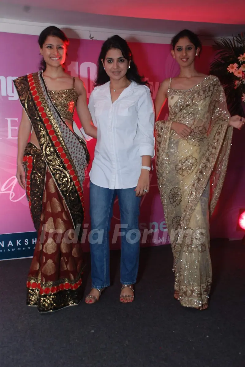 Shaina NC''''s drape show at Marwar show at WTC