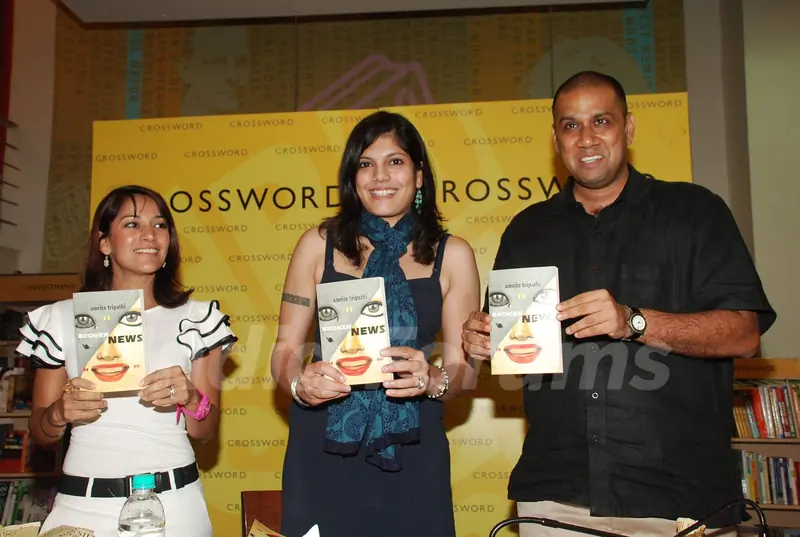 Koel Purie at the launch of Amrita Trpathi''''s Book Broken News at Crossword, Juhu